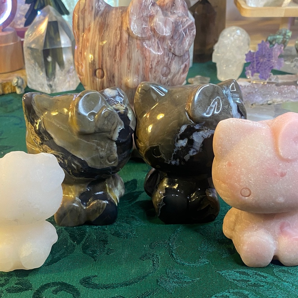 Hello kitty unlisted crystals.